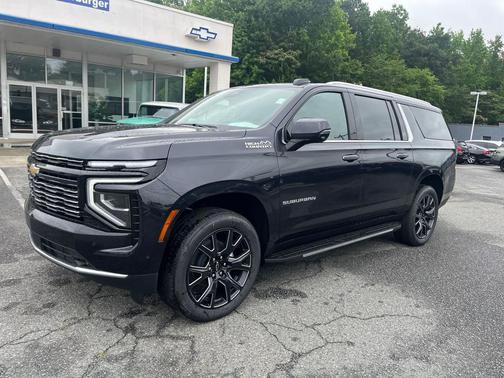 2025 Chevrolet Suburban 4WD High Country