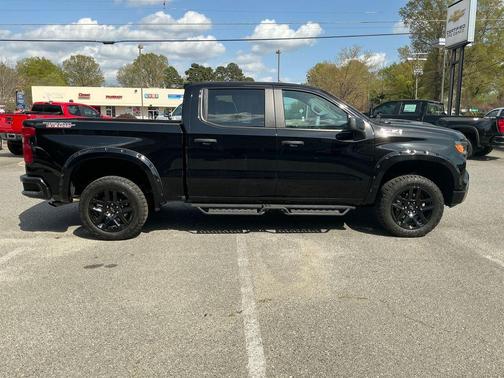 2024 Chevrolet Silverado 1500 Custom Trail Boss