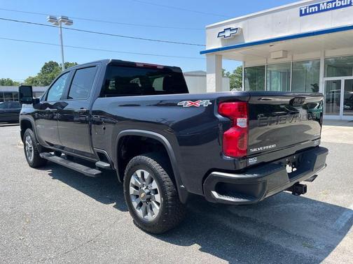 2024 Chevrolet Silverado 2500 Custom