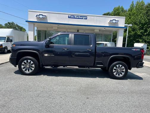 2024 Chevrolet Silverado 2500 Custom