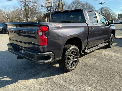 2024 Chevrolet Silverado 1500 Custom Trail Boss
