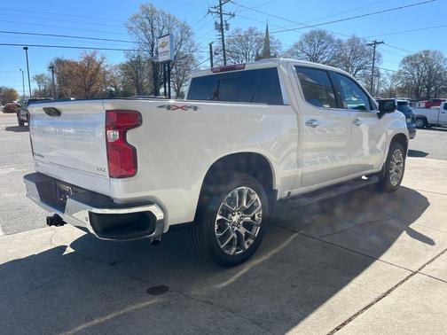 2025 Chevrolet Silverado 1500 LTZ