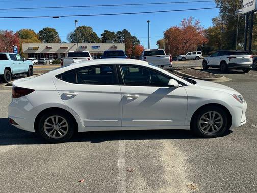 2020 Hyundai ELANTRA ECO