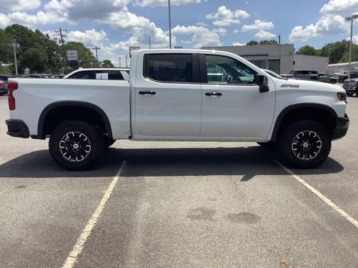 2025 Chevrolet Silverado 1500 ZR2