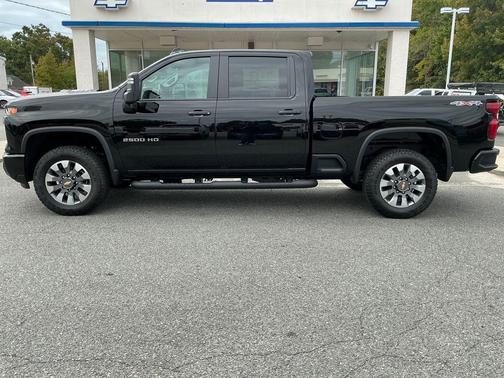 2026 Chevrolet Silverado 2500 Custom