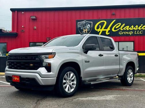 Silver 2022 Chevrolet Silverado 1500 Custom