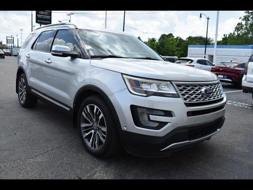 2017 Ford Explorer Platinum
