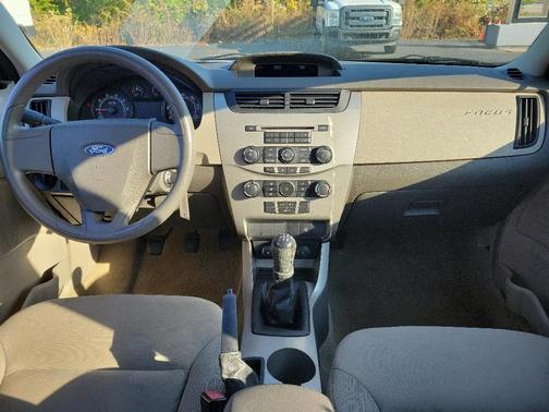2008 Ford Focus S