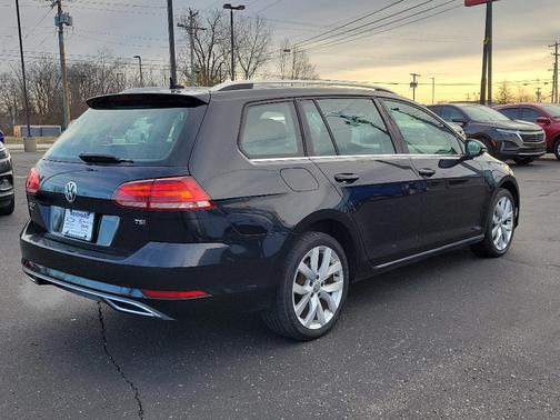 2018 Volkswagen Golf SportWagen TSI SEL