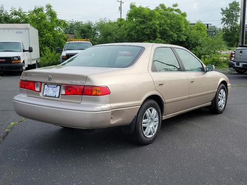 2000 Toyota Camry CE