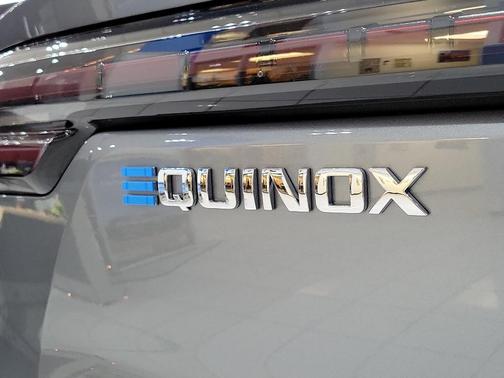 2026 Chevrolet Equinox EV LT 1
