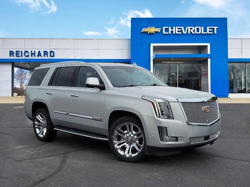 2017 Cadillac Escalade Luxury
