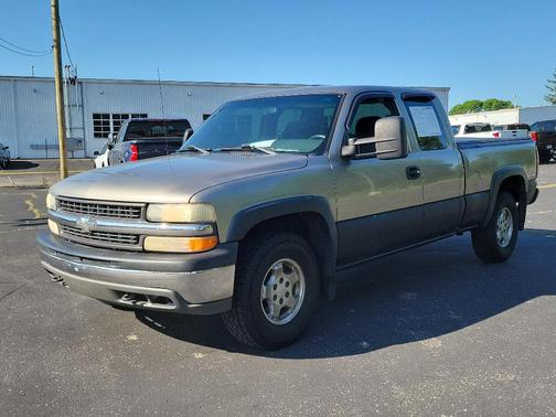 2001 Chevrolet Silverado 1500 LS Extended Cab