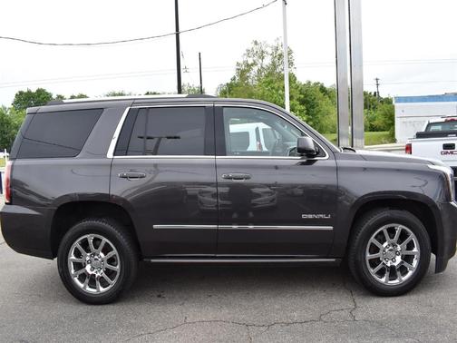 Gray 2016 GMC Yukon Denali