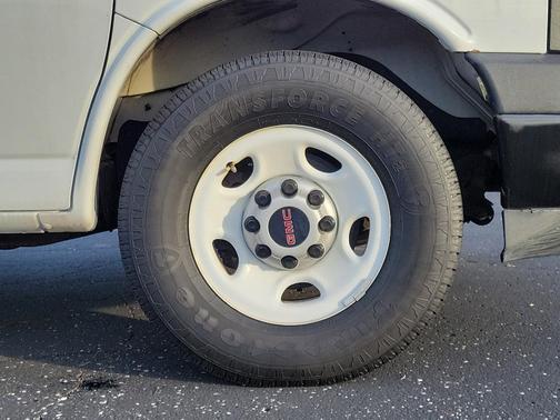 2020 GMC Savana 2500 Work Van