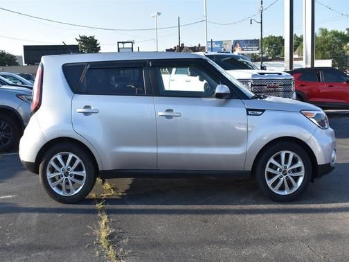 2018 Kia Soul +