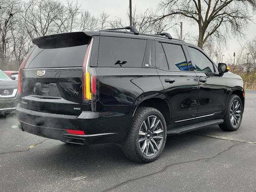 2023 Cadillac Escalade Sport