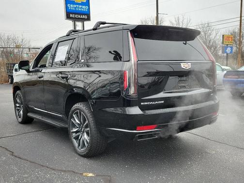 2023 Cadillac Escalade Sport