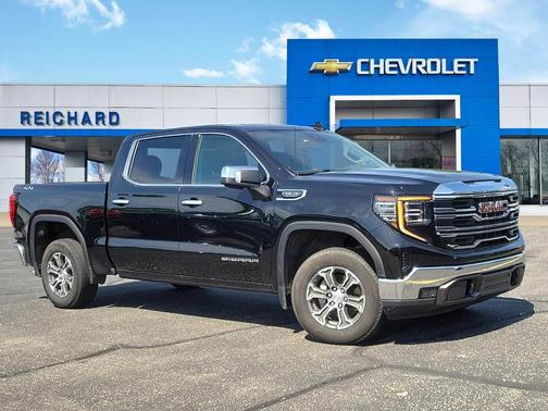 Black 2025 GMC Sierra 1500 SLT