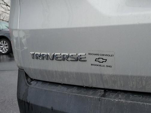 2022 Chevrolet Traverse LT Leather