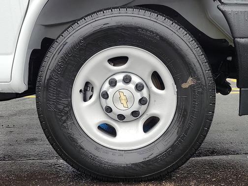 2025 Chevrolet Express 2500 Work Van