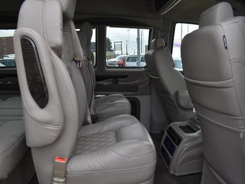 2024 Chevrolet Express 2500 Work Van