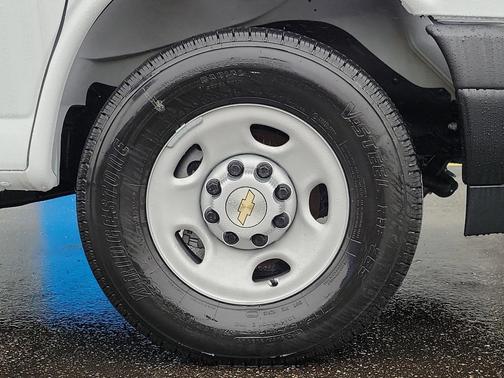 2025 Chevrolet Express 2500 Work Van