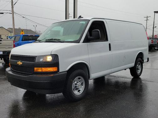2025 Chevrolet Express 2500 Work Van