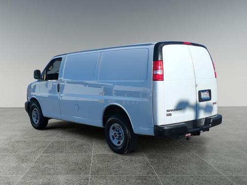 2023 GMC Savana 2500 Work Van