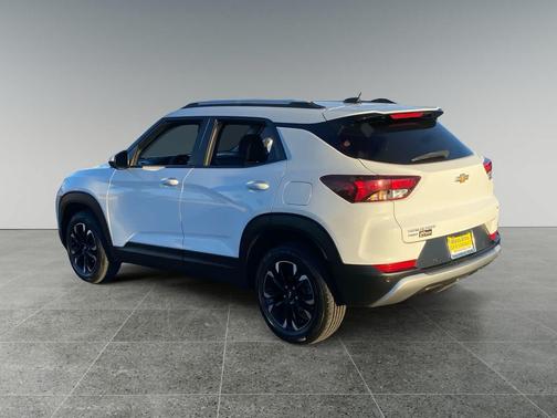 Summit White 2023 Chevrolet Trailblazer LT