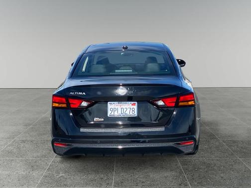 2025 Nissan Altima S FWD