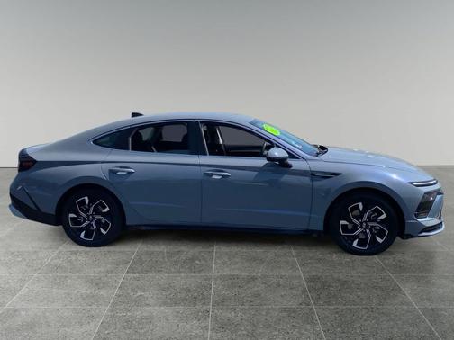 Transmission Blue 2024 Hyundai SONATA SEL