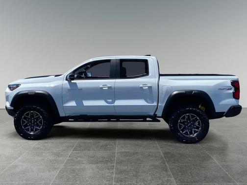 Summit White 2024 Chevrolet Colorado ZR2