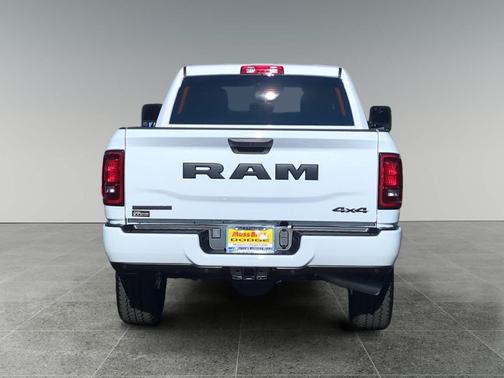 2025 RAM 2500 Big Horn Crew Cab 4x4 6'4' Box