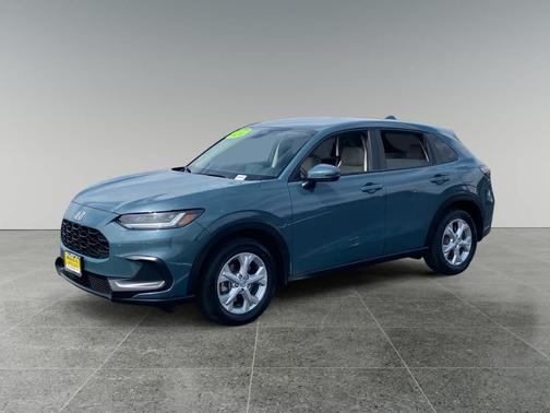 Modern Steel Metallic 2024 Honda HR-V LX