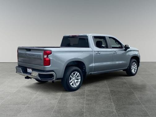 Sterling Gray Metallic 2025 Chevrolet Silverado 1500 LT