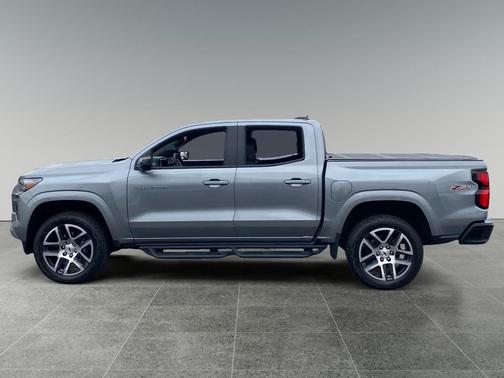 Sterling Gray Metallic 2023 Chevrolet Colorado Z71