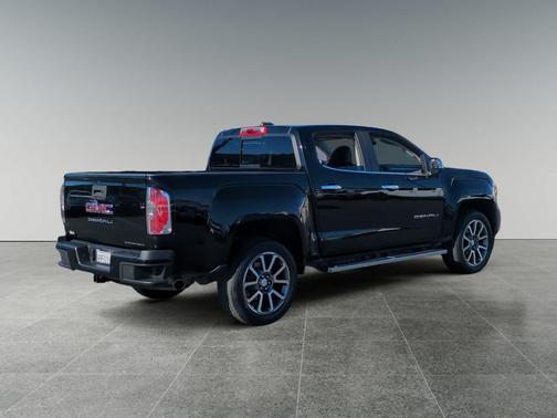 2021 GMC Canyon Denali