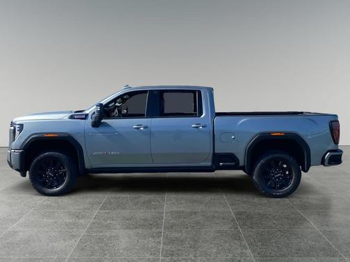 Sterling Metallic 2024 GMC Sierra 2500 AT4