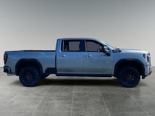 Sterling Metallic 2024 GMC Sierra 2500 AT4
