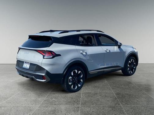 Wolf Gray 2023 Kia Sportage X-Line