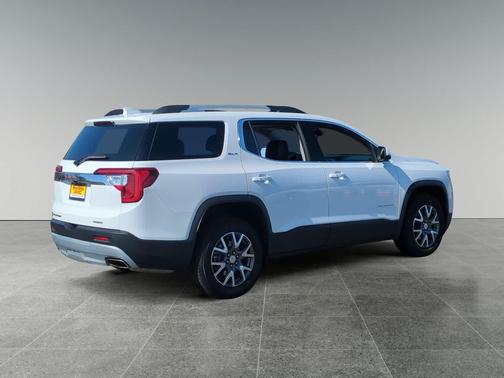 2023 GMC Acadia AWD SLT