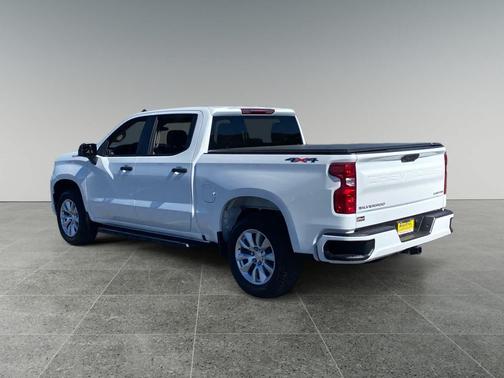Summit White 2025 Chevrolet Silverado 1500 Custom