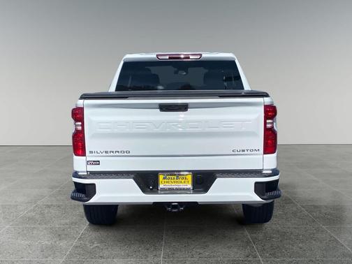 Summit White 2025 Chevrolet Silverado 1500 Custom