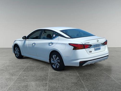 2024 Nissan Altima S FWD