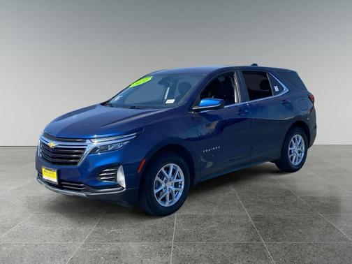 Blue Glow Metallic 2022 Chevrolet Equinox 1LT