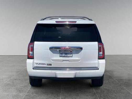 White Frost Tricoat 2018 GMC Yukon Denali