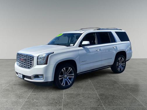 White Frost Tricoat 2018 GMC Yukon Denali