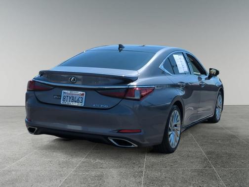 2021 Lexus ES 350 Luxury