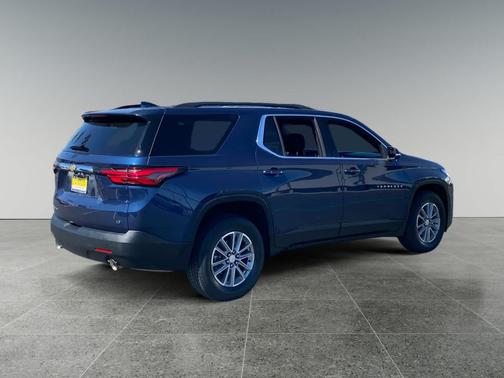 Northsky Blue Metallic 2023 Chevrolet Traverse LT Cloth